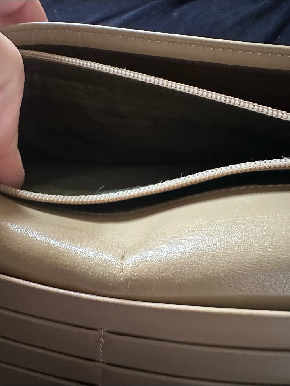 Gucci Taupe Leather Long Wallet with clasp - Picture 8 of 9
